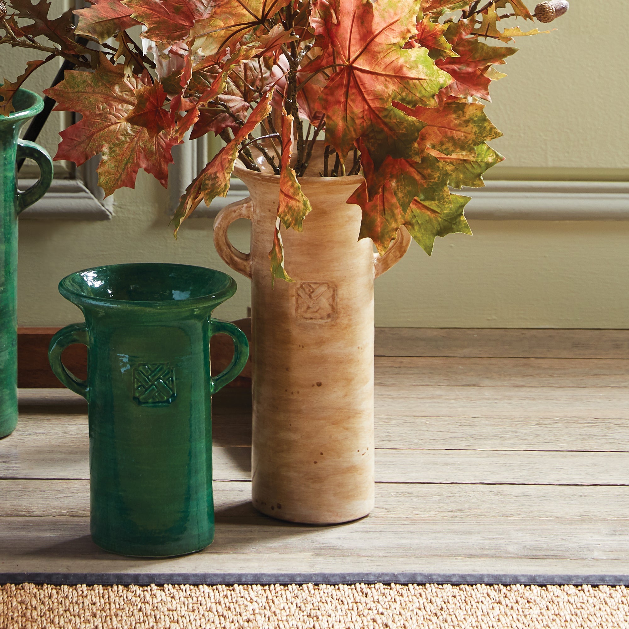 Vases & Decorative Accents