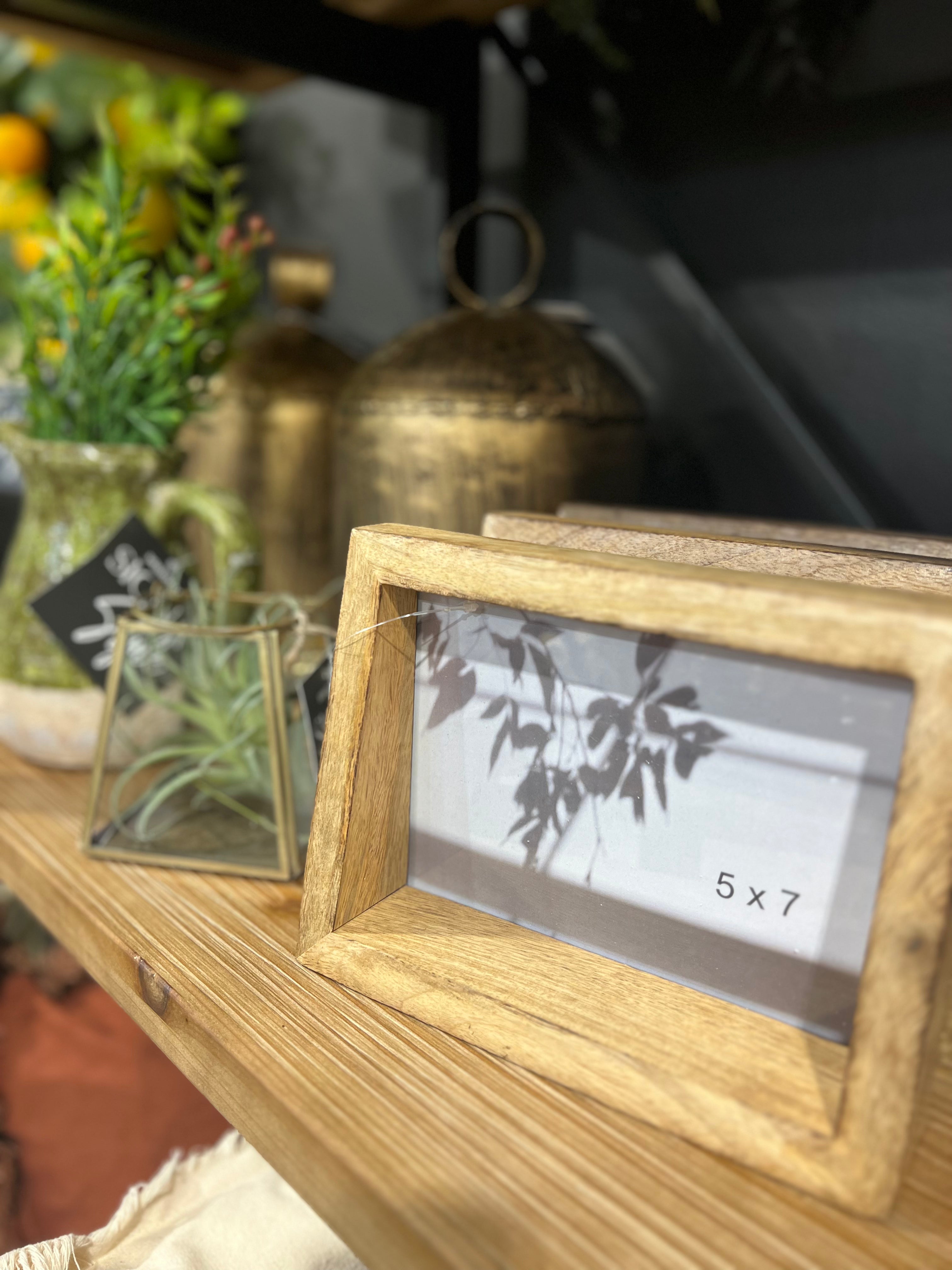 Standing Mango Wood Frame - Signastyle Boutique