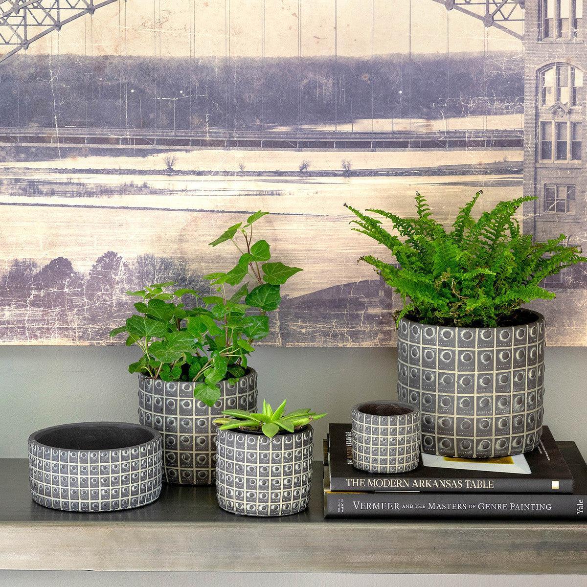 Rivet Pattern Pot, Mini - Signastyle Boutique