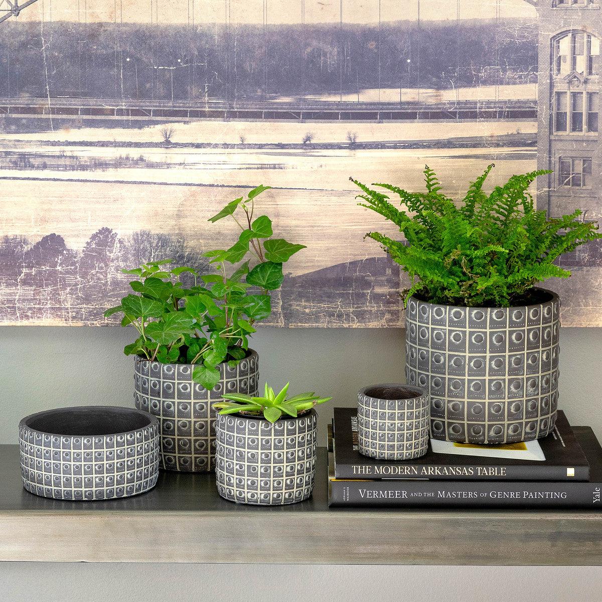 Rivet Pattern Pot, Large - Signastyle Boutique