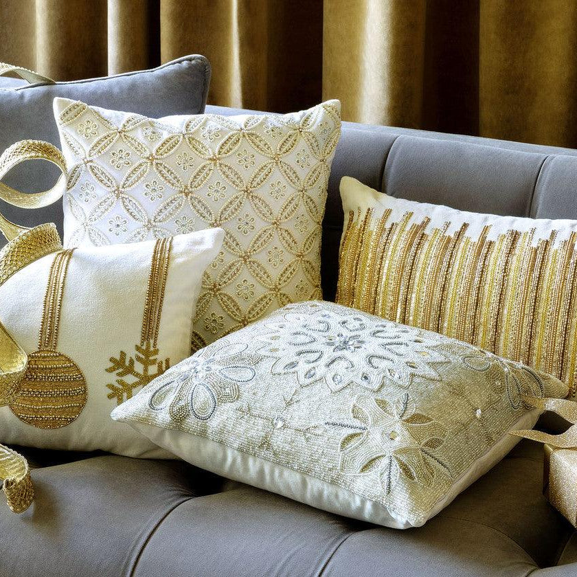 Golden Splendor Velvet Pillow - Signastyle Boutique