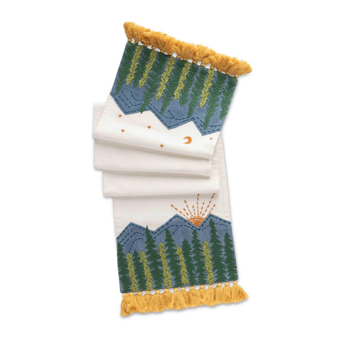 Mountain Sunrise Appliques Cotton Table Runner - Signastyle Boutique