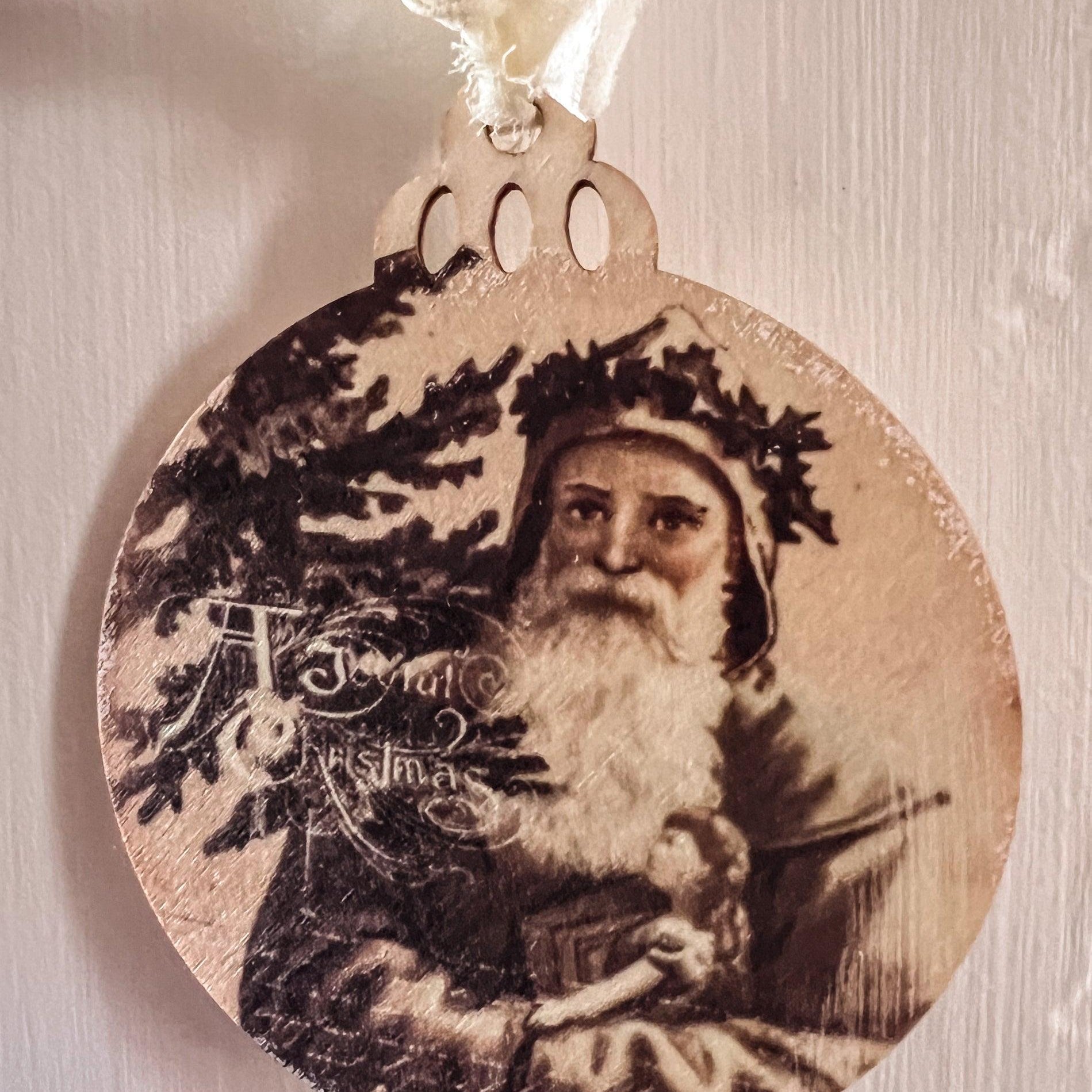 Vintage Santa Wood Ornament - Signastyle Boutique
