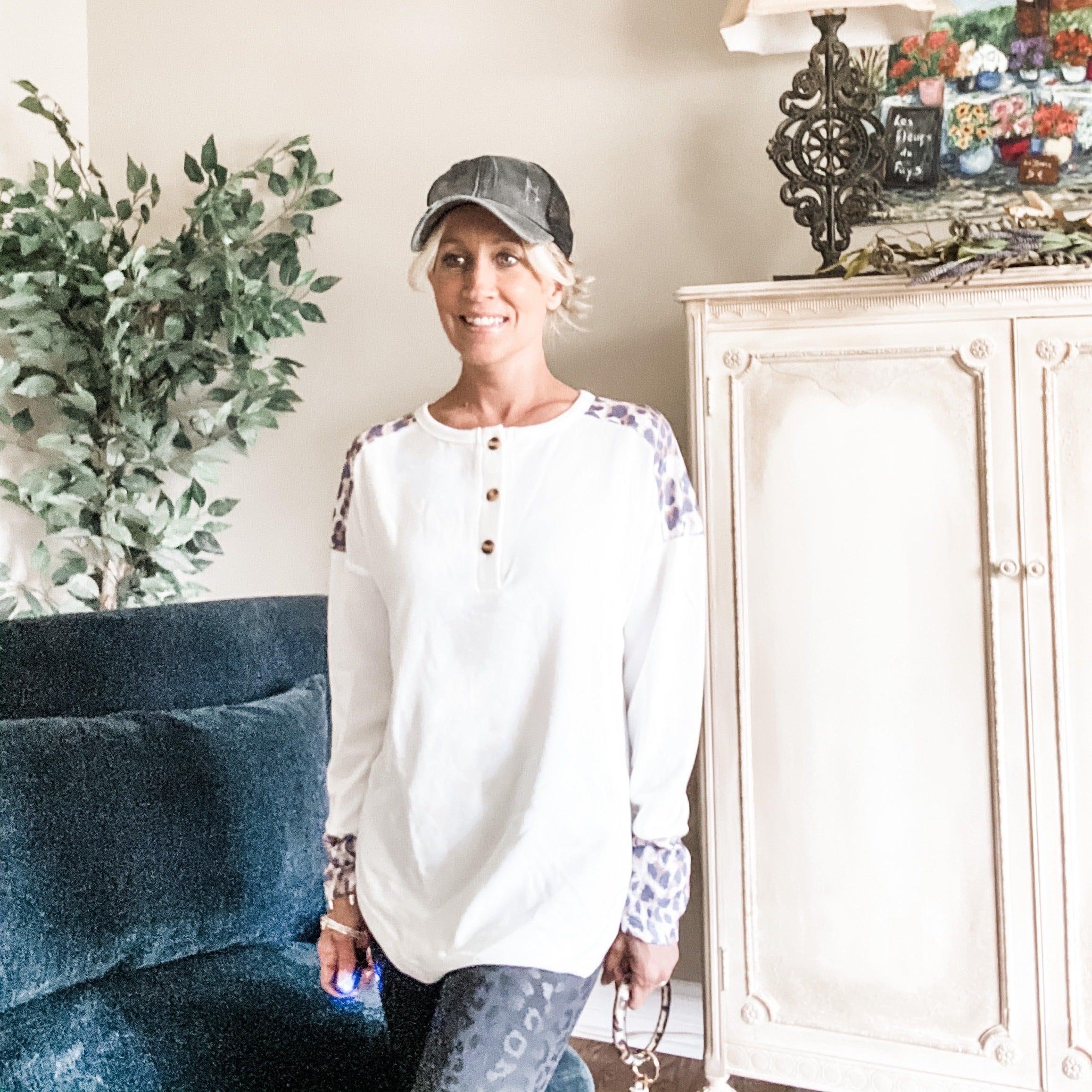 Ribbed Knit Leopard Print Henley - Signastyle Boutique