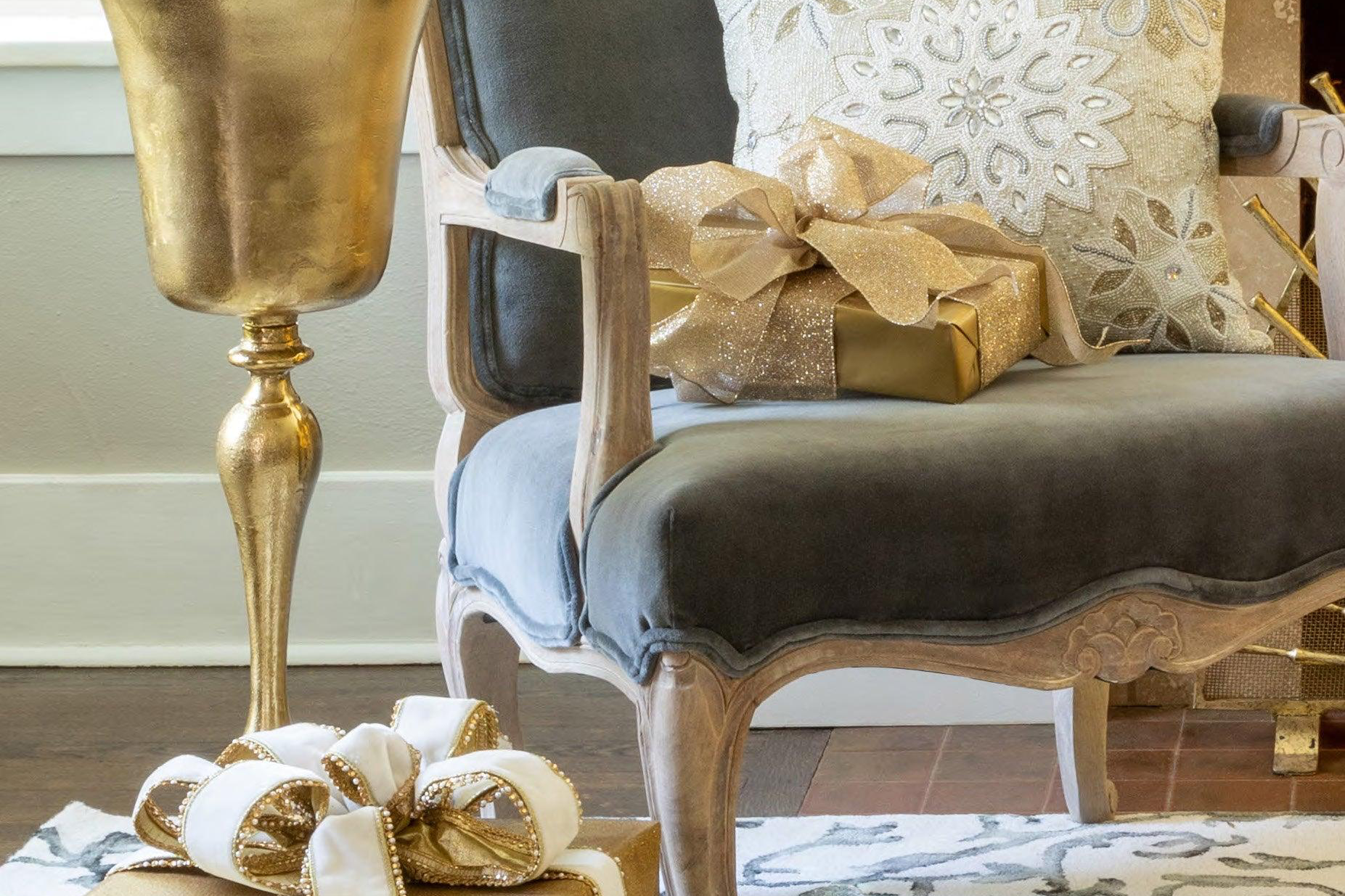 Seasonal Splendor: A Holiday Lookbook