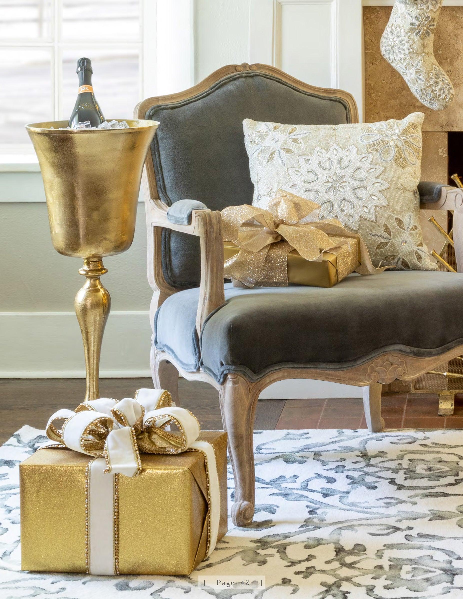 Seasonal Splendor: A Holiday Lookbook