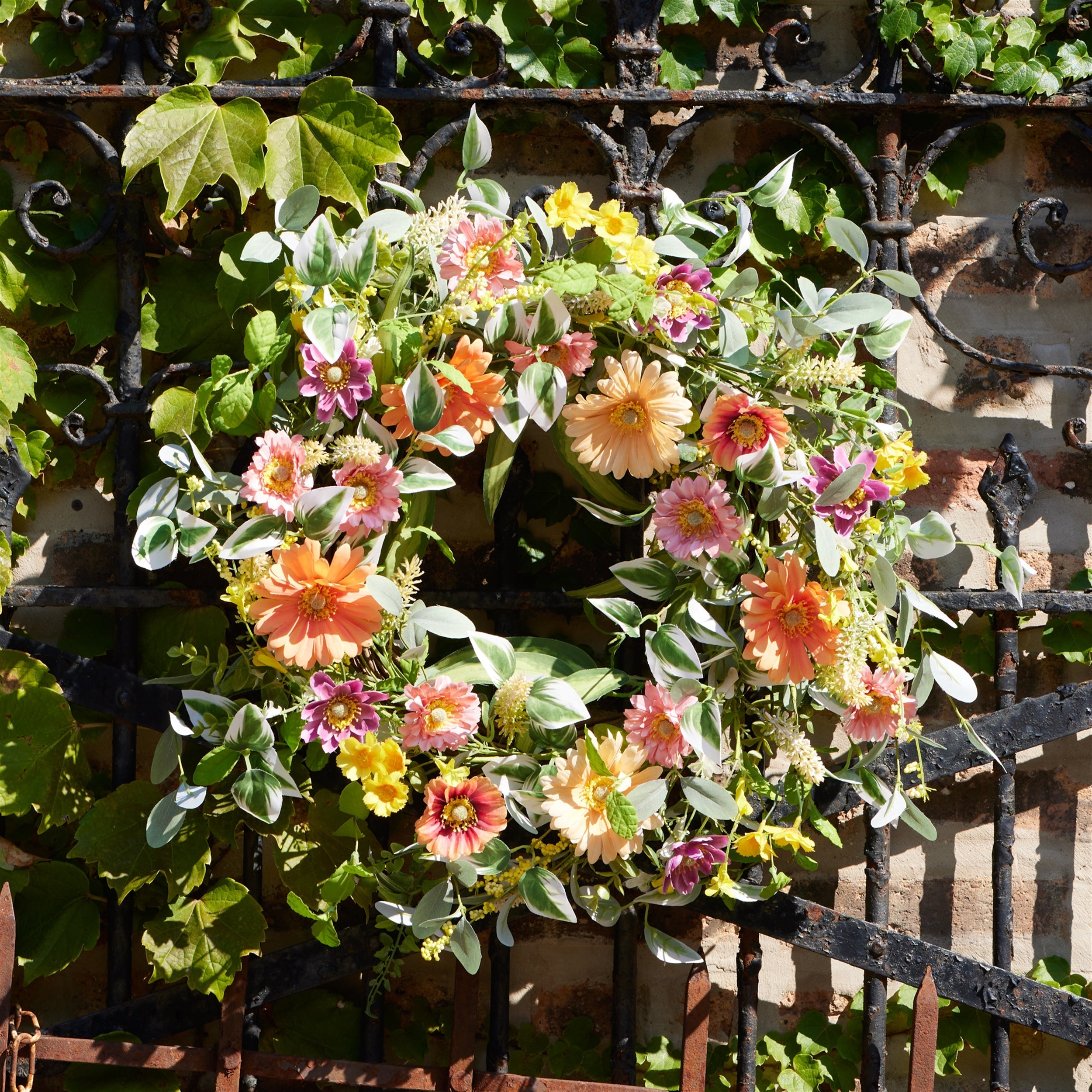 Wreaths & Garlands