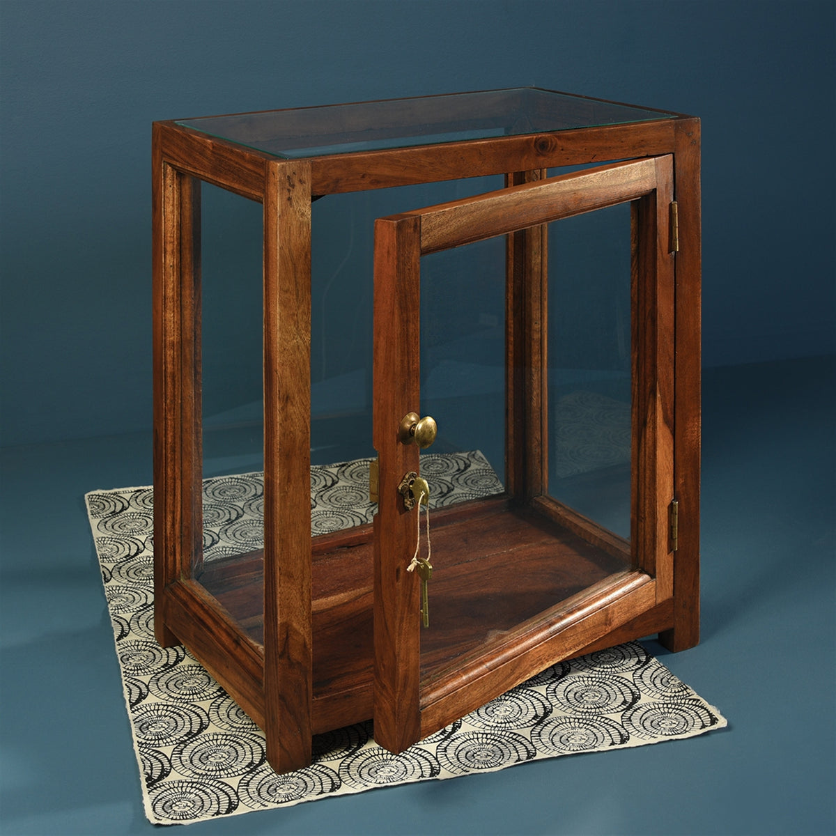 Pullman Display Cabinet