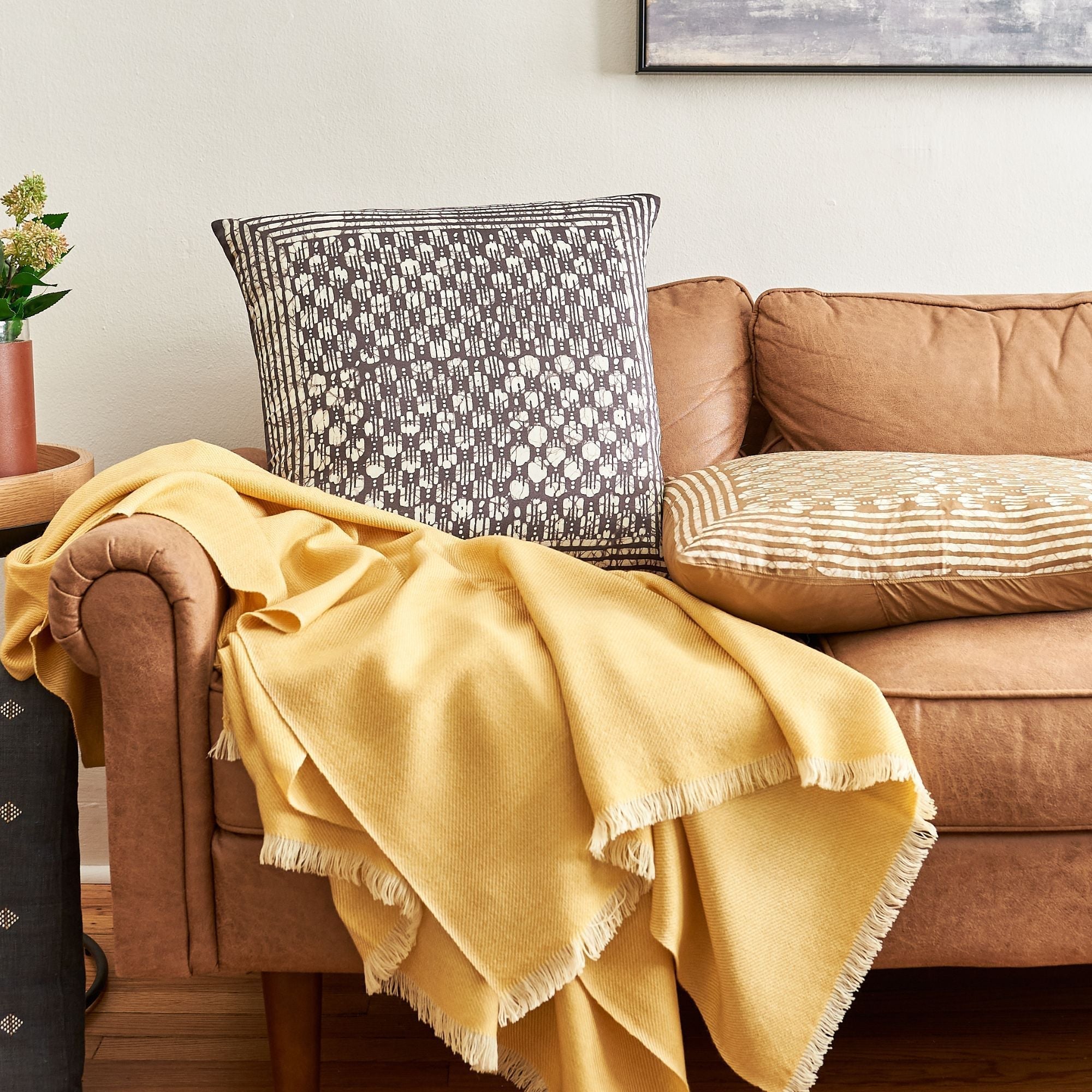 Oasis Charcoal Hand Crafted Wax Block Print Mulberry Silk Pillow - Thumbnail 4