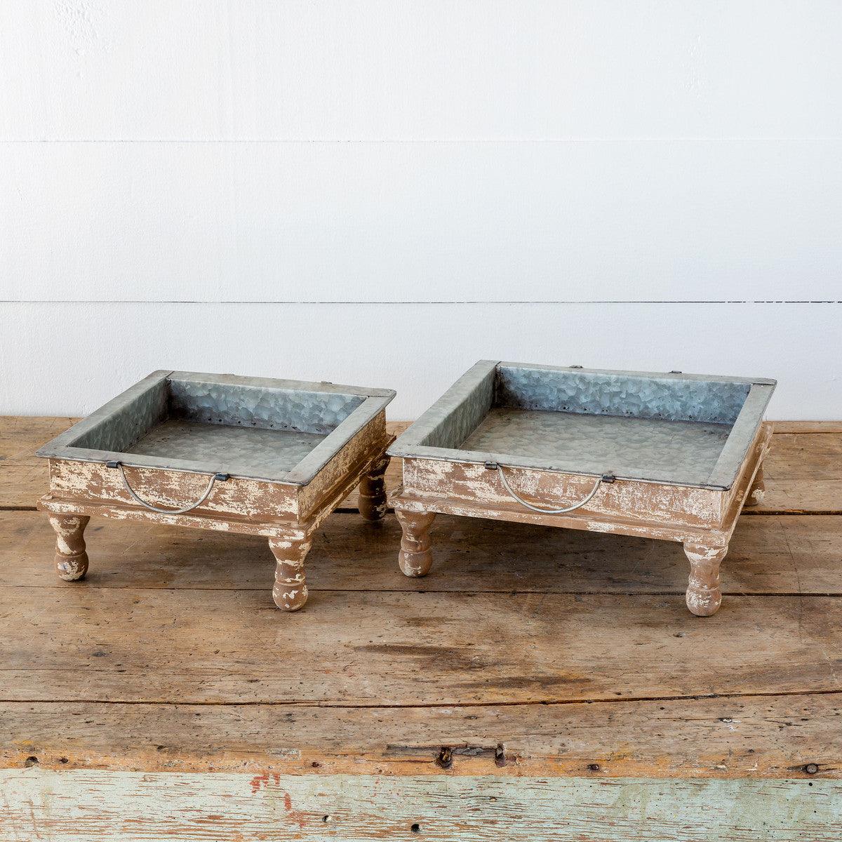 Standing Metal Trays, Set of 2 - Signastyle Boutique
