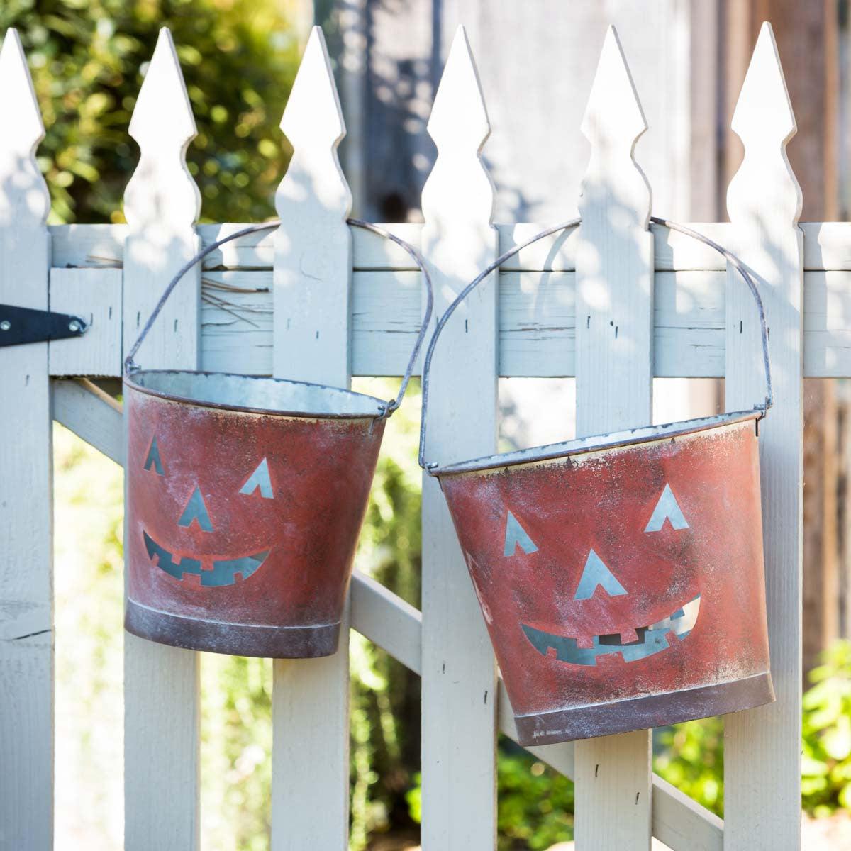 Painted Metal Jack O'Lantern Buckets, Set of 2 - Signastyle Boutique