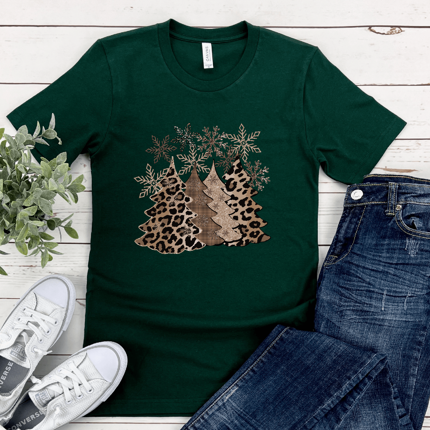 Leopard Christmas TEE - Signastyle Boutique